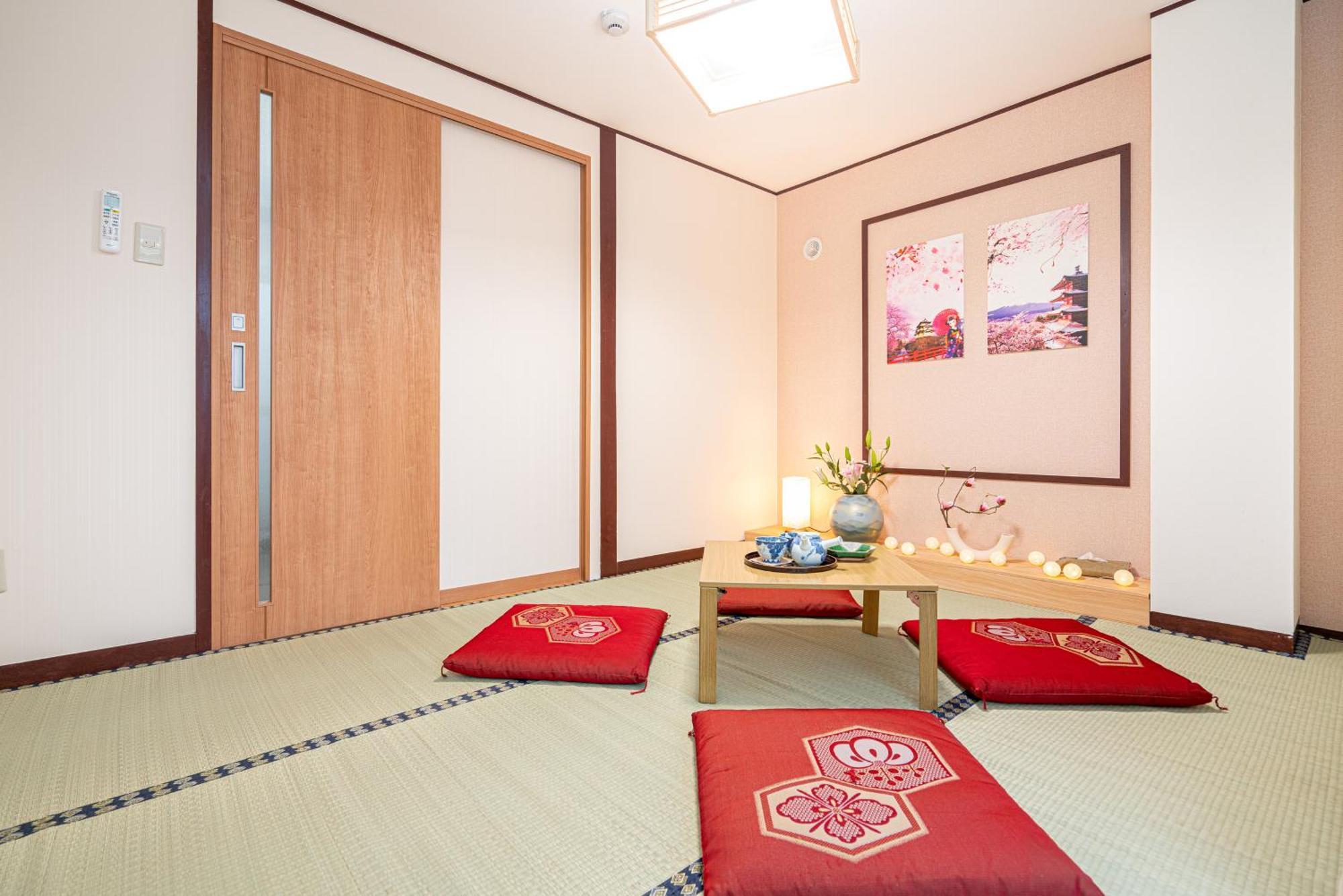 Shinjuku Convenience Hub: Steps From Shinokubo Station Apartment Tokyo
